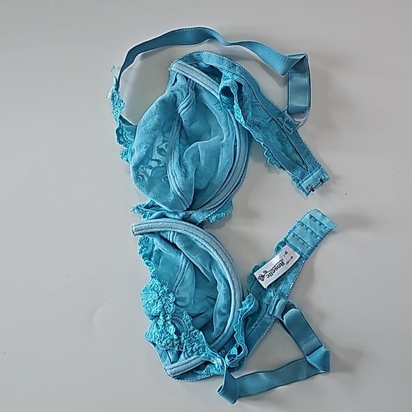 Bra, 38C, Roselle - Picture 2 of 3